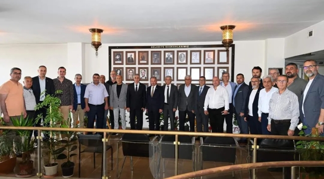 Salihli TSO yönetimi başkan Nurlu'ya tebrik ziyareti