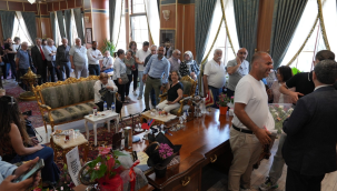 Salonlar doldu taştı