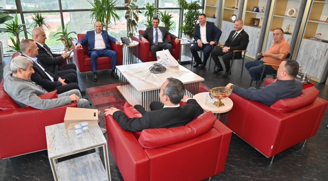 Sendikacılar başkan Zeyrek'le görüştü