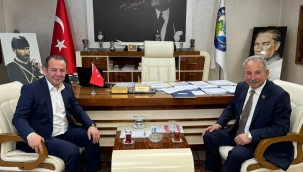 Tanju Özcan Salihli'de