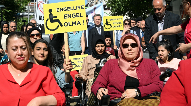 Vali Ünlü'önemli olan kalbimizde engel değil sevgi olsun'