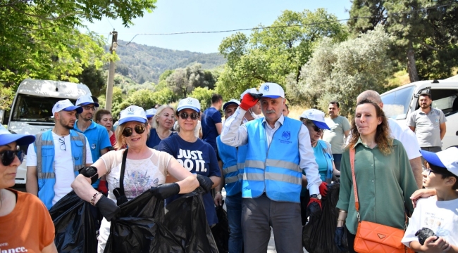 Yunusemre belediyesinin başlattığı temizlik kapnayası vatandaş kampanyasına dönüiştü