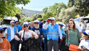 Yunusemre belediyesinin başlattığı temizlik kapnayası vatandaş kampanyasına dönüiştü