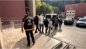  16 ilde eş zamanlı operasyonda yakalananların 6'sı tutuklandı