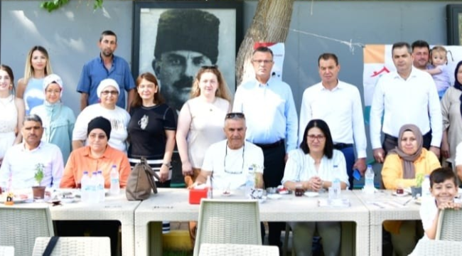 Başkan Öküzcüoğlu koruyucu aileler gününe katıldı 