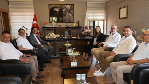 Başkan Zeyrek Başkan Durbay'a tebrik ziyareti