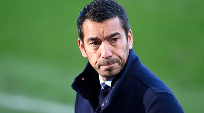 Beşiktaş, teknik direktör Giovanni van Bronckhorst'la anlaştı