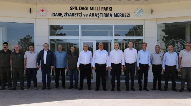 Birim amirleri toplantısına müdür Öztürk'te katıldı