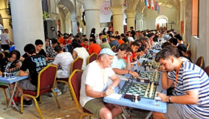 Çeşme 10.uluslararası açık santraç turnuvası başladı