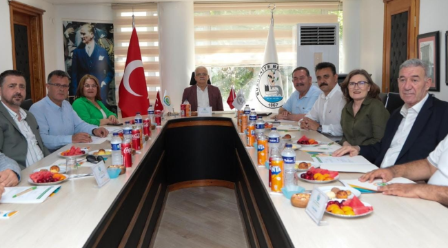 Ege ve Marmara çevreci belediyeler toplantısına başkan Öküzcüoğlu'da katıldı