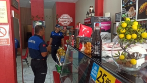 Gölmarmara'da zabıta işyerlerinde hijyen denetimi yaptı