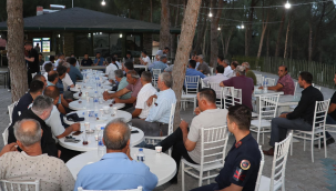 Kula'da artarda çıkan yangınların önlenmesi için muhtarlar topladı