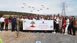 OSB sosyal sorumluluk kulübü üyeleri fidan dikkti