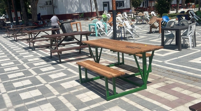 Soma belediyesi geri dönüşümden ürettiği masalları hizmete soktu