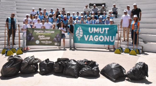 Tarzanı ve çevre günlerinde doğa temizliği ve bisiklet turu düzenlendi
