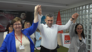 Turgutlu CHP kadın kolları başkanlığını B.Zünbülcan Tosunoğlu kazandı