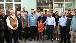 Yangında zarar gören vatandaşları ziyeret eden vali Ünlü'yaraları sarmak için tüm kurumlarımızla çalışıyoruz'