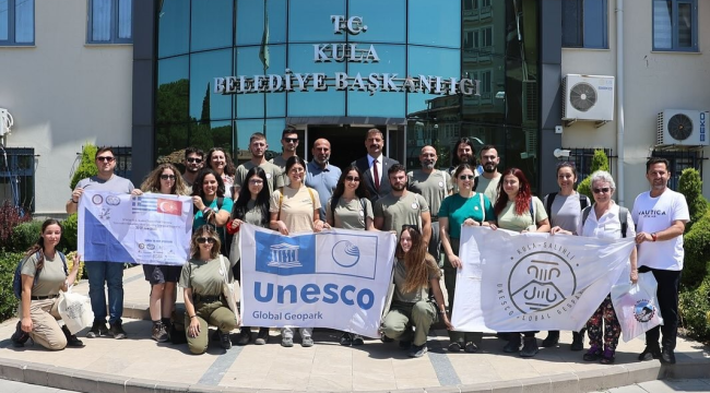 Yunanistan'lı üniversite öğrencileri Kula'da