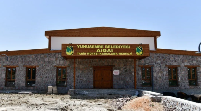 Yunusemre'de Aigai antik kente turst karşılama merkezi 