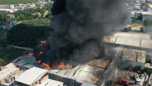 Alevler çevredeki fabrikalara sıcradı