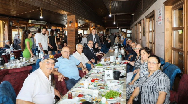 Başkan Balaban Kıbrıs'a barışı getirenleri ağırladı