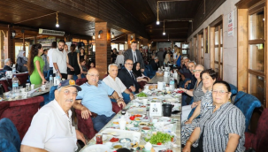 Başkan Balaban Kıbrıs'a barışı getirenleri ağırladı