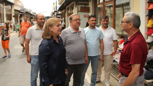 Başkan Gündüz başkanlarla esnafları ziyaret etti