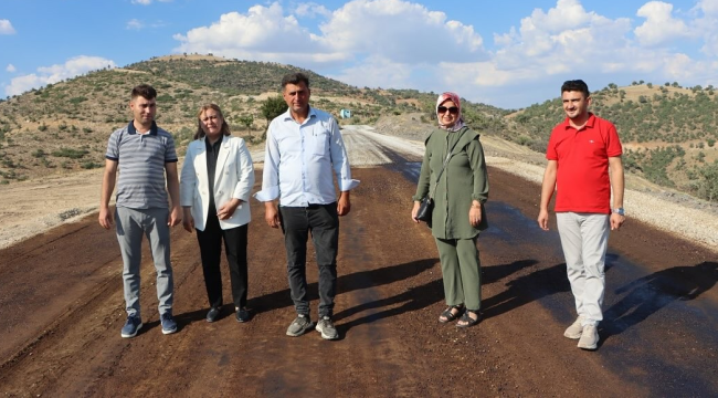 Başkan Gündüz yol çalışmalarını denetledi