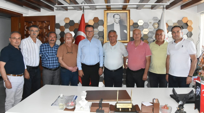 Başkanlar başkan Öküzcüoğlu'nu yanlnız bırakmadı