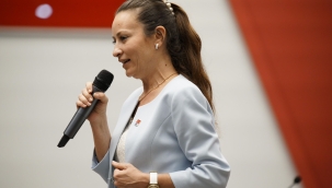 CHP il başkanı Özalper''Özgür toplumların en büyük yapıtaşlarından biri hür basındır"