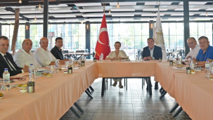 CHP'li başkanlar ilçelere yapılacak yatırımlar masaya yatırdı