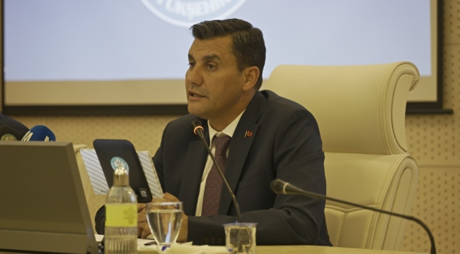 Gezici Vetbüsle sahipsiz hayvanlara sağlık taraması, ve aşılama 