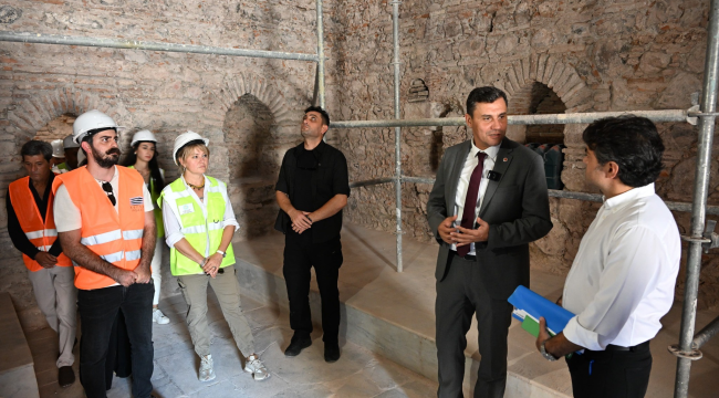 Hüsrevağa Hamamı kadın girişcilere açılacak