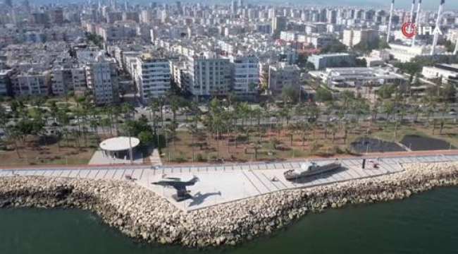 İzmir'de zemin çöküyor