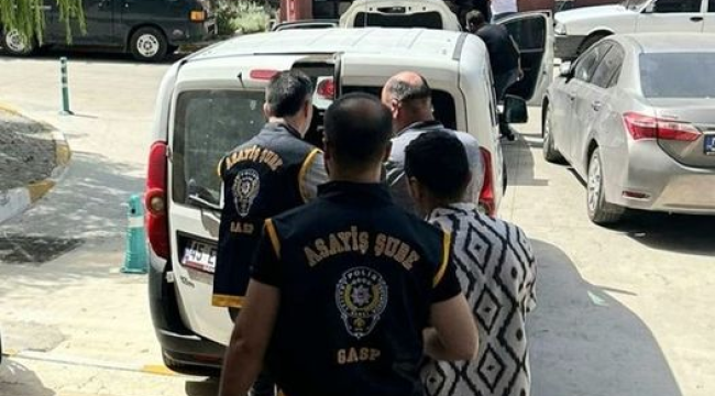 Muhtarlık binasını kudaklayanlar yakalandı,iki kişi tutuklandı