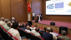 Şehzadeler ve Yunusemre muhtarlarına toprak bilgilendirme toplantısı