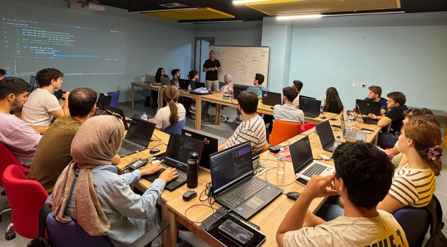 Yunusemre belediyesinden yapay zeka ygulamaları eğitimi