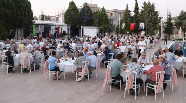 AKP ilçe danışma kurulu toplantısı Saruhanlı'da yapıldı