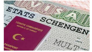 Avrupa Türklere vizeyi durdurma noktasında: