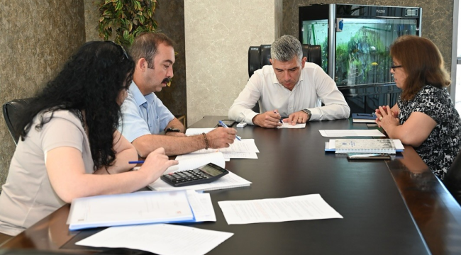 Başkan Okur bütçe değrelendirme toplantısına katıldı