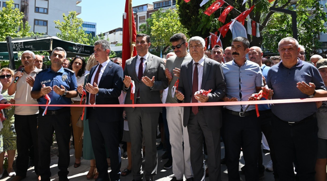Başkan Zeyrek Somada cafe açılışına katıldı