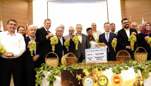 Borsada kuru üzüm alım töreni