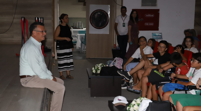 Çocuklardan başkanı terleten zor sorular