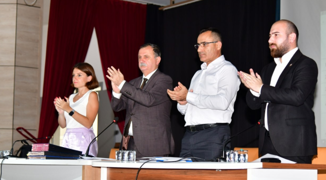 Mecliste ABD'ye kınama,Filistin direnişçilerine alkış