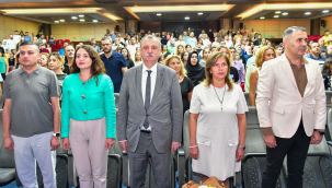 Muhteşem yaz okulu mezuniyet gecesinde herkez eğlendi