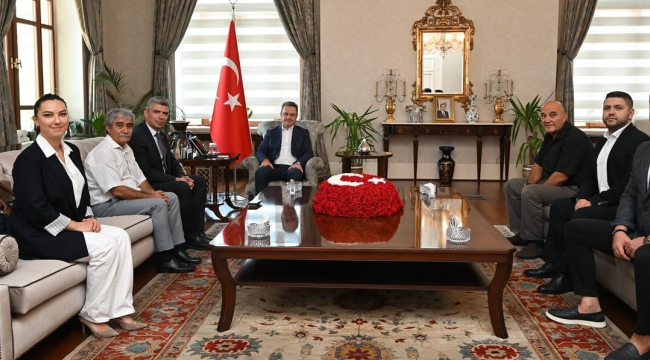 Türkmen derneği başkanı ve Soma belediye başkanı vali Ünlü'yü ziyaret etti