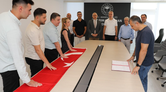 Yemin ettiler asil memur oldular