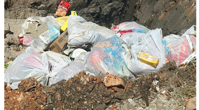 Yunusemre zabıtası fahiş fiyat, tarihi geçmiş ürünler imha etti