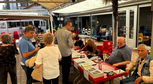 Akhisar'lı yazar ve şairler okucularıyla buluştu