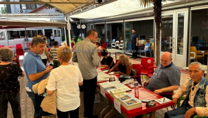 Akhisar'lı yazar ve şairler okucularıyla buluştu